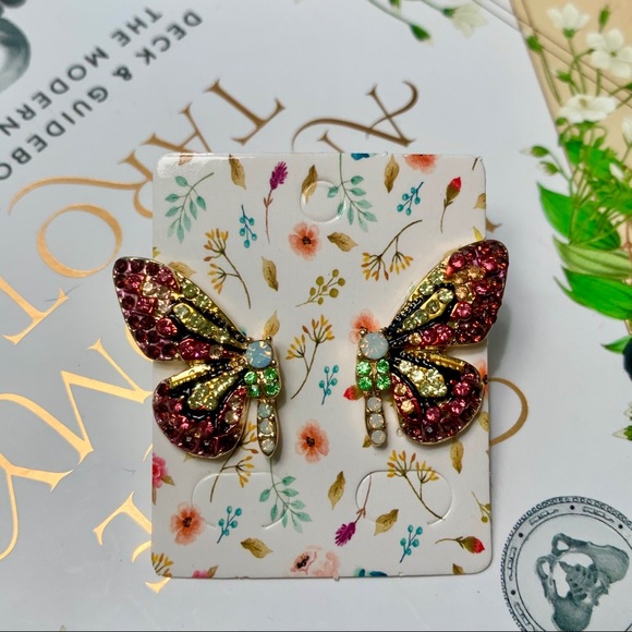 Pave Butterfly Wings Golden Earrings NEW - Picture 4 of 12